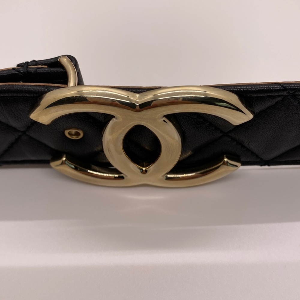 Chanel CC Gold Logo Quilted Black Belt - Picture 4 of 17